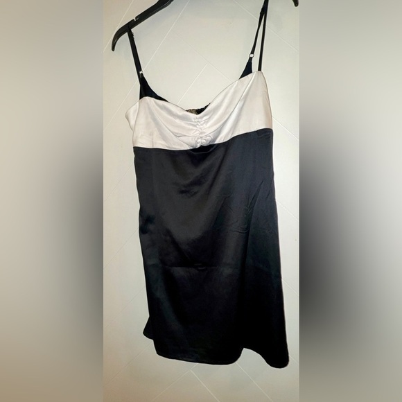 New with Tags Princess Polly Fabulous Mini Dress Black/White Size: 8 - Picture 6 of 11